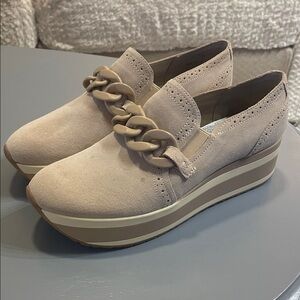 Dolce Vita Beige Platform Loafers